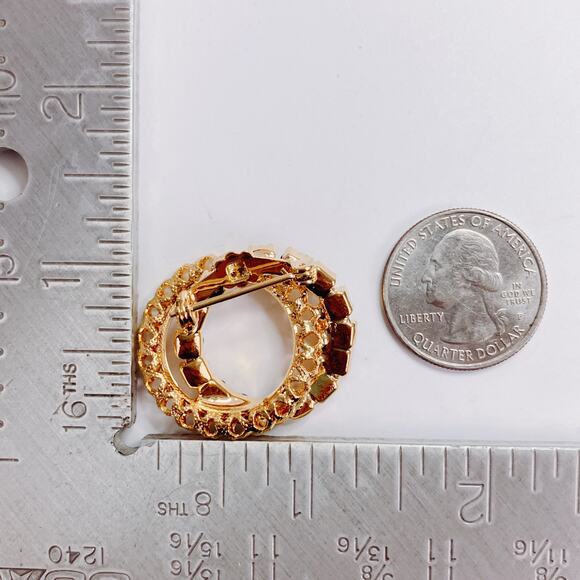 VTG Mid Century Gold Tone Purple Prong Set Rhinestone Wreath Brooch 1960s Pin - Picture 8 of 8